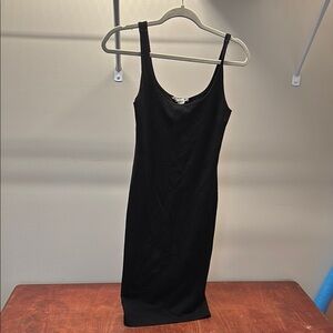 Forever 21 Black Sleeveless Dress